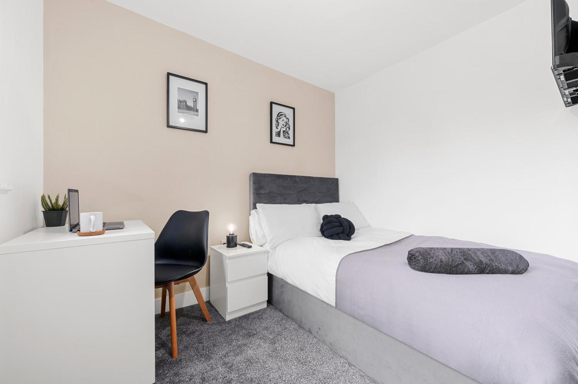 Morden En-suite - Close Cente & Etihad Stadium * Манчестер