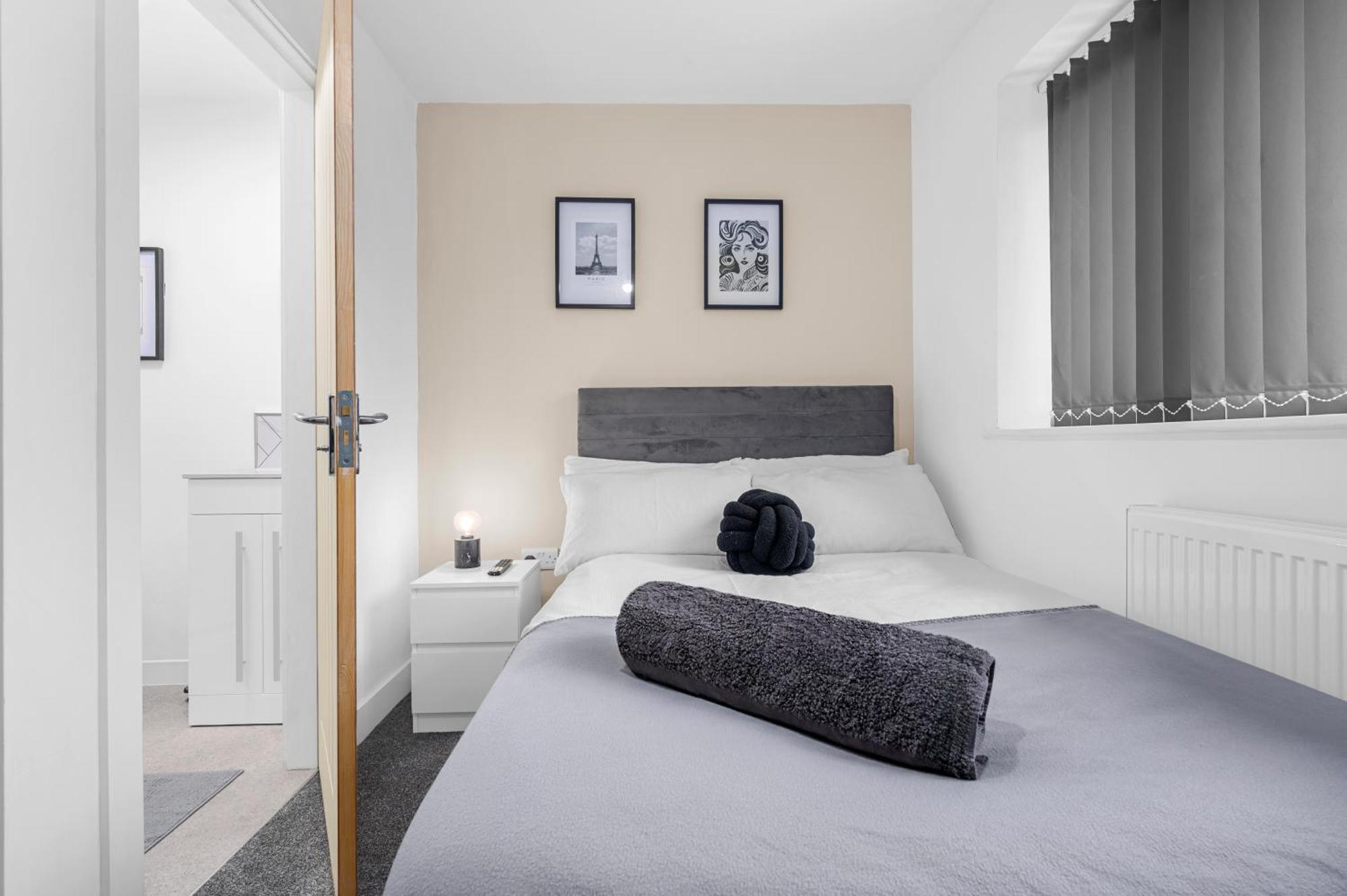 Проживание в семье Morden En-suite - Close Cente & Etihad Stadium