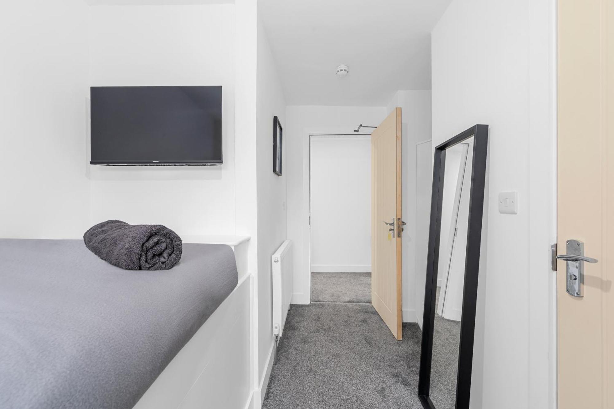 Проживание в семье Morden En-suite - Close Cente & Etihad Stadium Манчестер