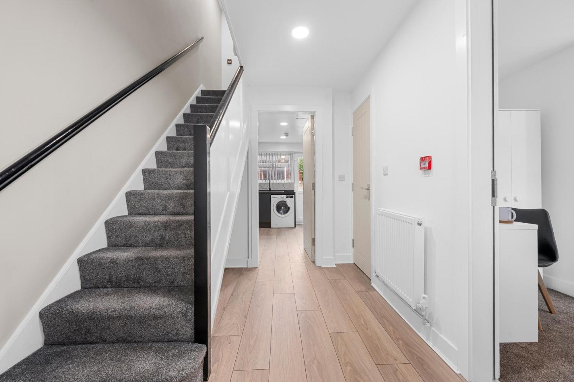 Проживание в семье Morden En-suite - Close Cente & Etihad Stadium *